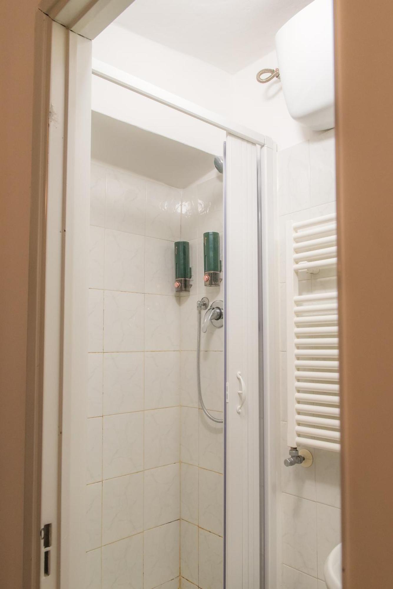 Free Parking - Centro Citta Via Caffaro Apartment Genoa Exterior photo